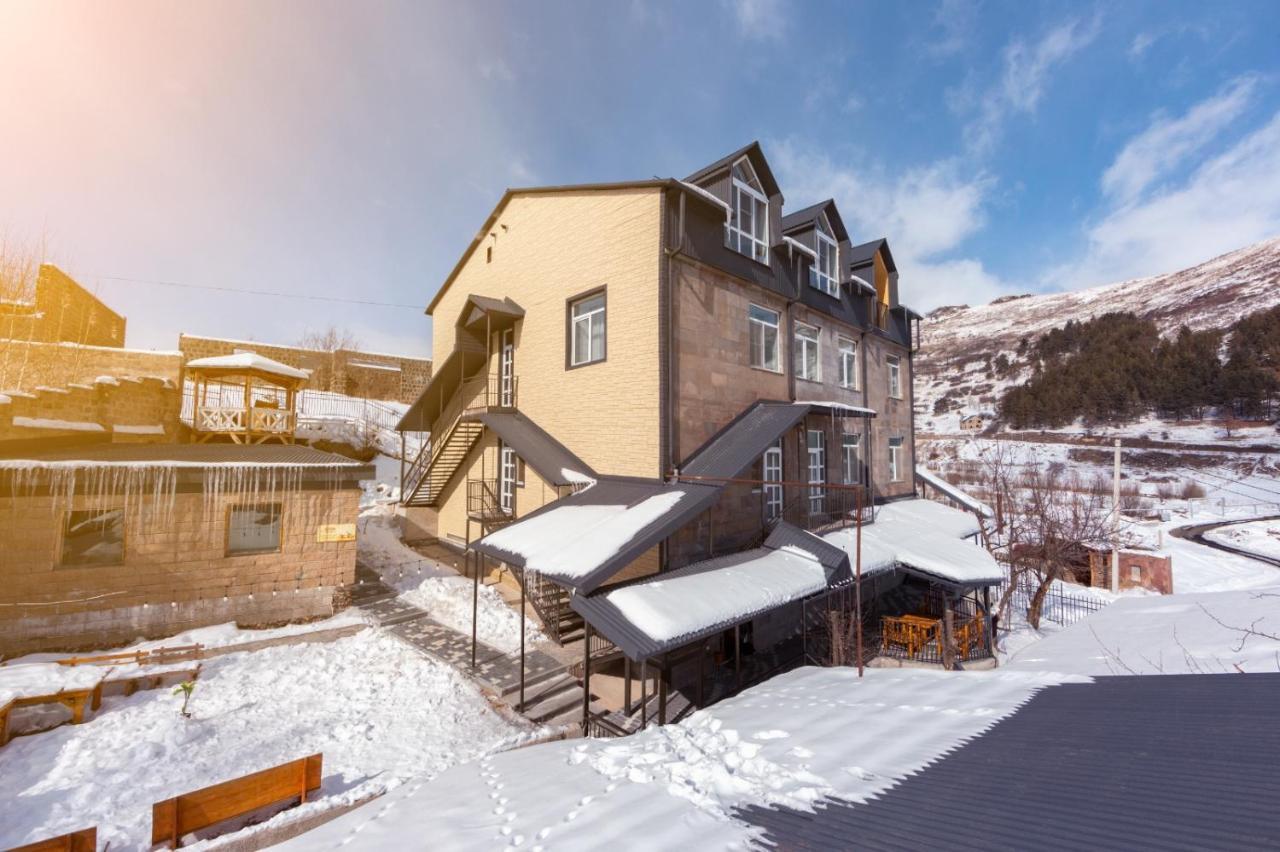Popock Tsaghkadzor Hotel Bagian luar foto